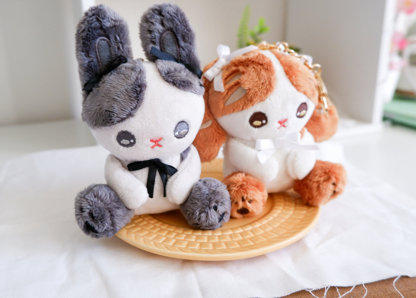 Sourdough & Black Sesame Bun Plush Keychain Set