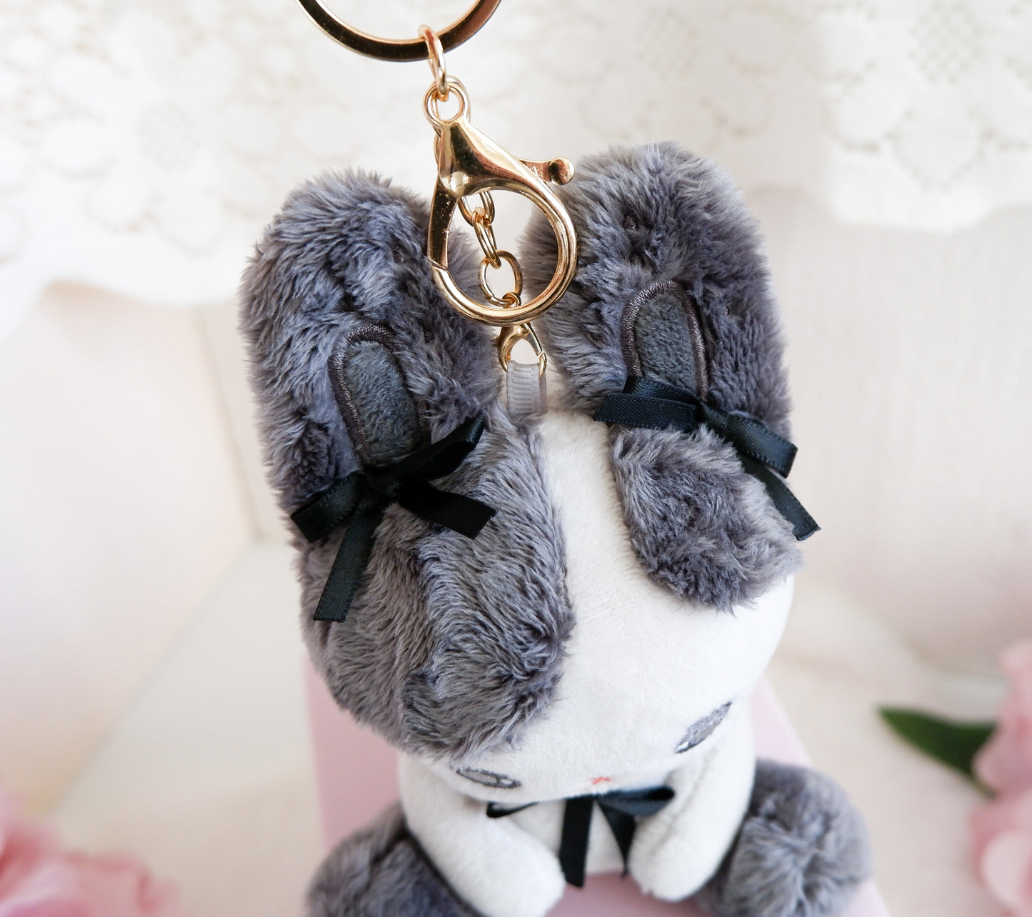 [PRE-ORDER] Black Sesame Bun Plush Keychain