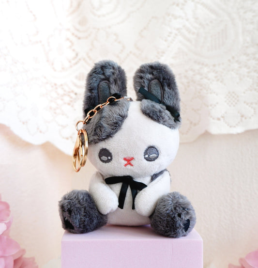 [PRE-ORDER] Black Sesame Bun Plush Keychain